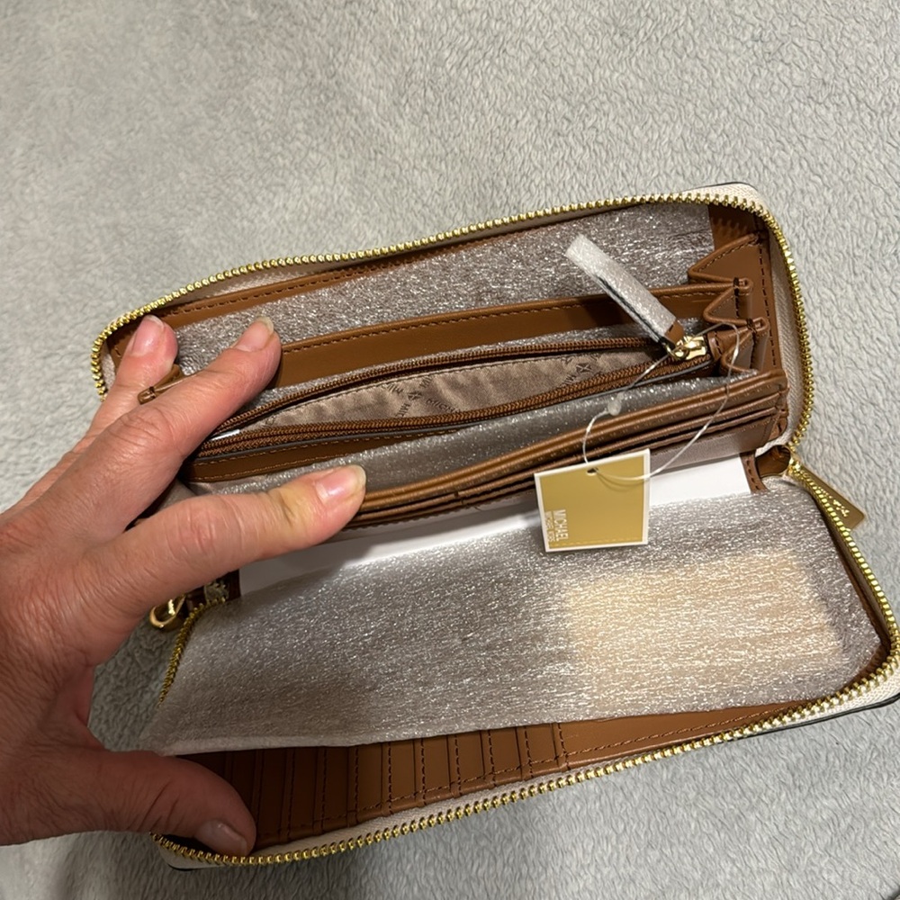 Michal Kors - Picture 4 of 5